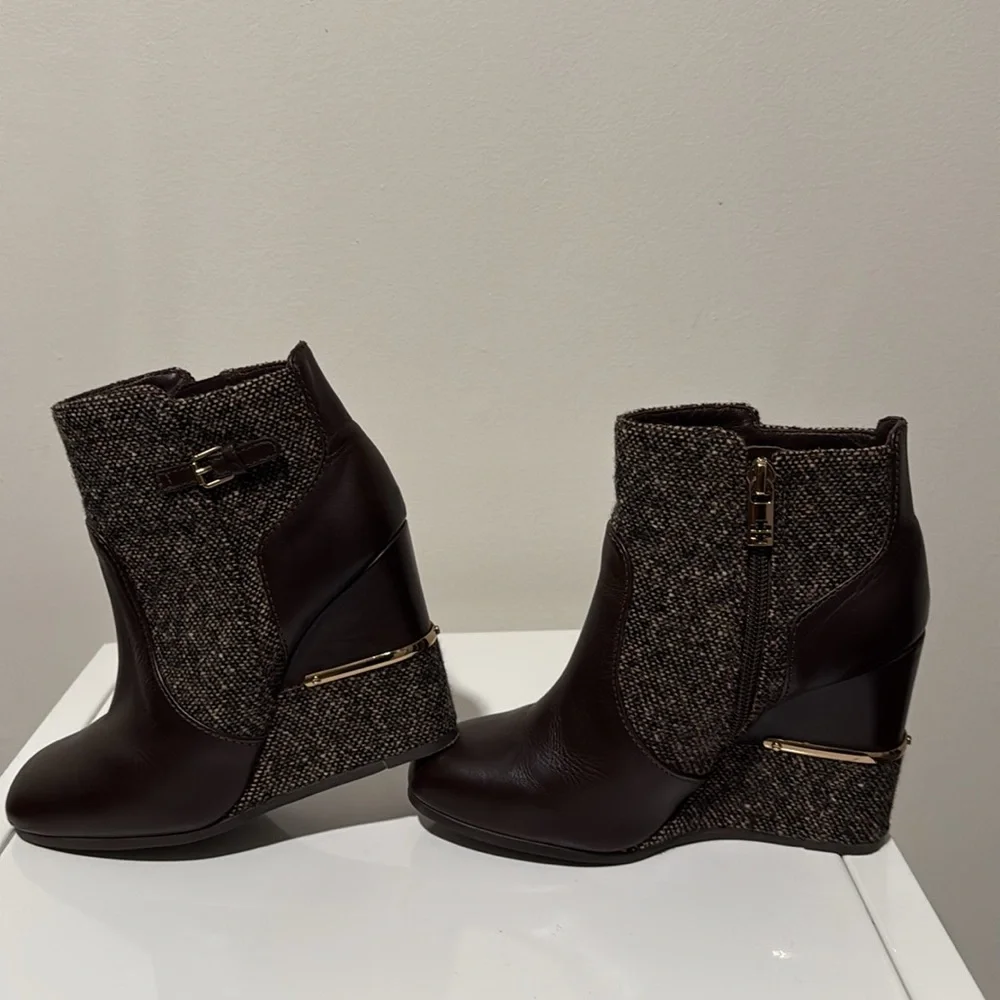 Tory Burch Women's Cherie Wedge Booties Size 6.5